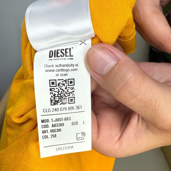 Diesel T-Just B83 Logo T-Shirt Yellow Size large - Picture 5 of 7